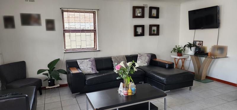 3 Bedroom Property for Sale in Weltevreden Valley Western Cape